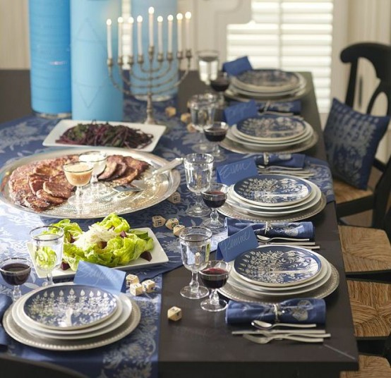 12 Beautiful Table Settings For Hanukkah - DigsDi