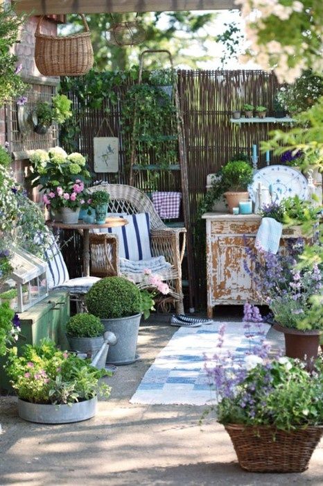 20 Bright Spring Terrace And Patio Décor Ideas | Cottage garden .