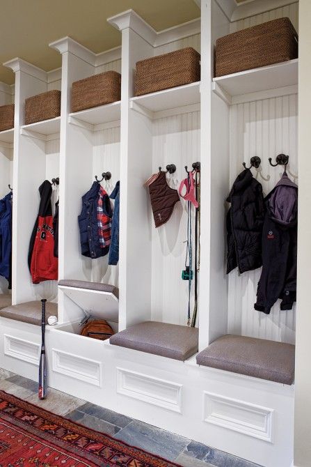 35 Clever Examples To Organize Your Entryway Easily - DigsDi