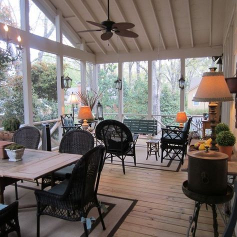 36 Comfy And Relaxing Screened Patio And Porch Design Ideas .