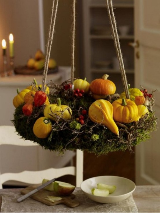 20 Cool And Colorful Thanksgiving Wreaths Ideas - DigsDi