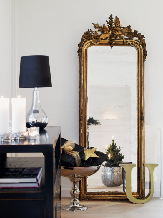 33 Cool Idea To Use Big Golden Mirrors For Your Decor - DigsDi