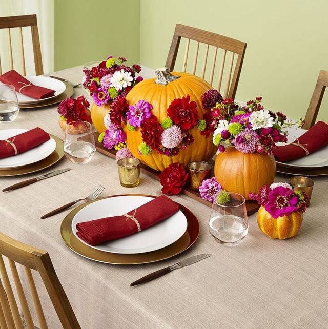 40+ Easy Thanksgiving Centerpieces for Your Holiday Table - DIY .