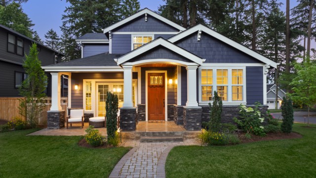 When Choosing Exterior House Colors, Lighter Is Better, Experts S