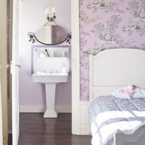 39 Delicate Home Décor Ideas With Lavender Color - DigsDi