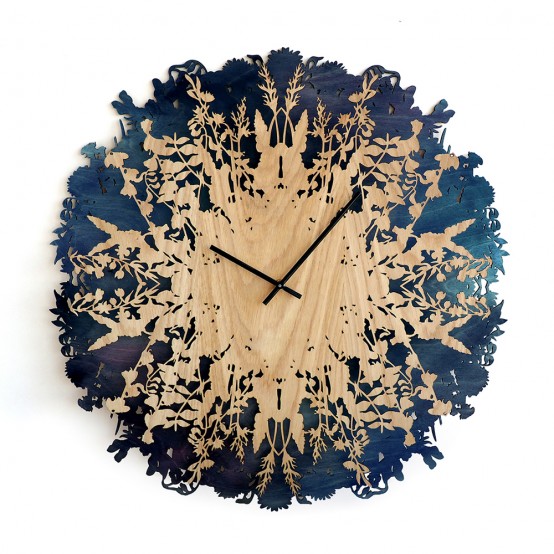 Dramatic And Eye-Catching Botanical-Inspired Clock - DigsDi