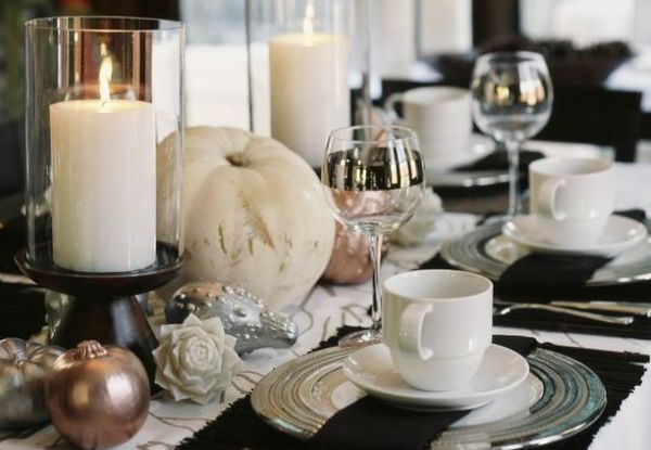 Black And White Thanksgiving Decor Ideas | Thanksgiving table .