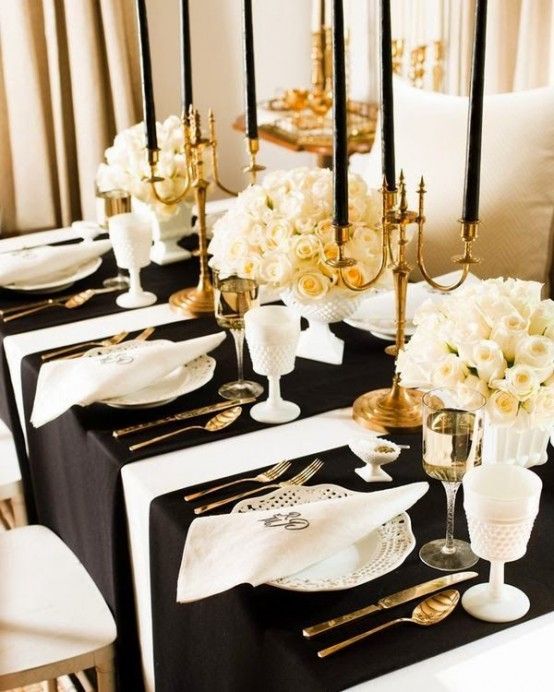 26 Elegant Black And White Thanksgiving Décor Ideas | Gold table .
