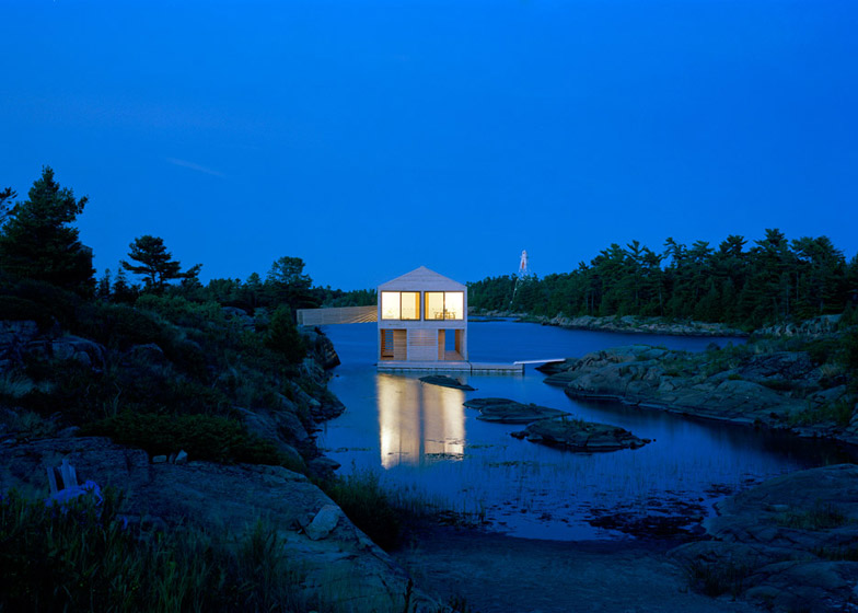 Floating House bobs on the surface of Canada's Lake Hur