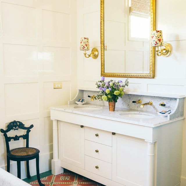 74 Best Bathroom Designs - Photos of Beautiful Bathroom Ideas to T
