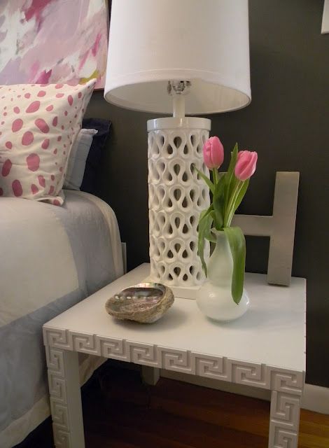 32 Great Ways To Include IKEA Lack Table Into Home Décor - DigsDi