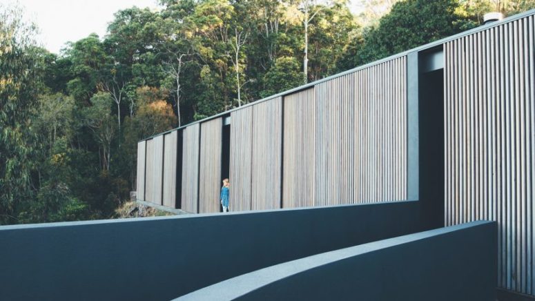 Family Home Fully Covered With Timber Screens - DigsDi