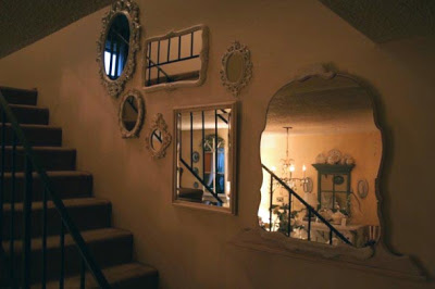 My Romantic Home: My Mirrored Stairca