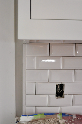 Renovation week 29 | kitchen update! | Sticky Bee | Subway tile .