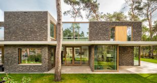 Large Windows Fill This Dutch Home With Plenty Of Natural Lig