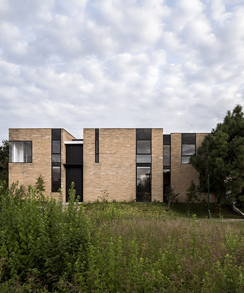 andres burguete creates 'house el cielo' from three brick volumes .