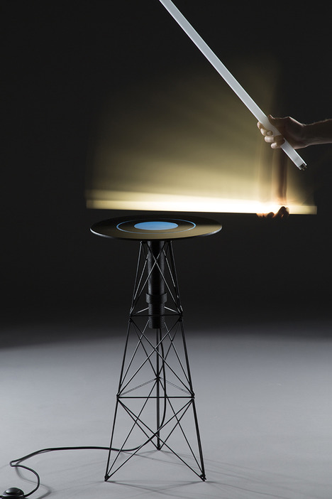Impressive ElectroMagnetic Table By Florian Dussopt - DigsDi