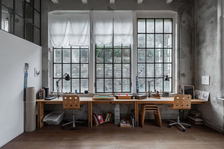 An Industrial Artist Loft in Italy With Jaw Dropping Windows — THE .