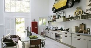 Modern Kitchen Design with Antique Decor Elements | Modern K… | Flic