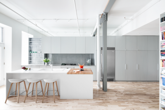 Modern Lively Apartment In An Industrial Building - DigsDi