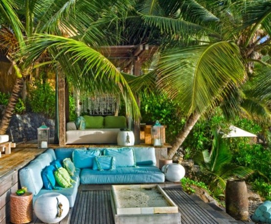 20 Relaxing And Cozy Pool Nooks To Get Inspired - DigsDi