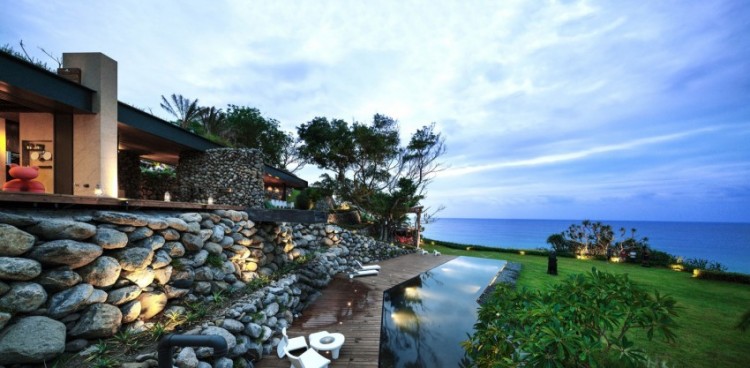 Seaside Taiwanese Home With Local Organic Elements - DigsDi