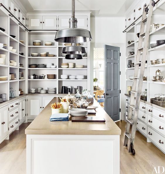 Tons of stunning pantries & butlers pantries full of inspiration .
