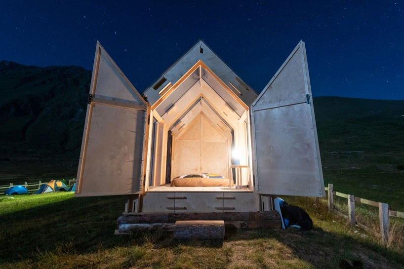 the immerso retreat is a transparent cabin for camping under the .