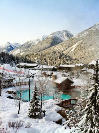 Jacuzzi's at the Upper Resort in Winter - Picture of Panorama .