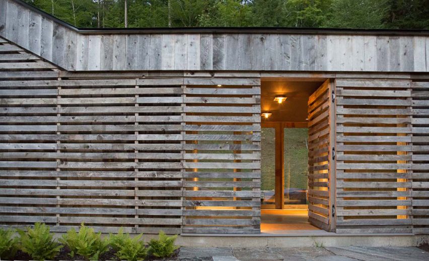 Birdseye Design clads Vermont dwelling in salvaged wooden boar