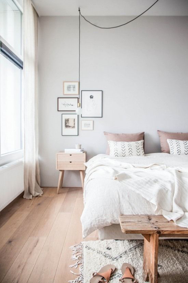 Scandinavian bedroom ideas with wooden accents