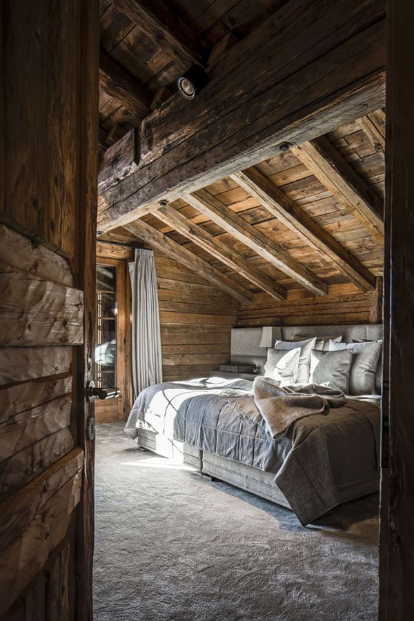 Wooden terraced house bedroom design