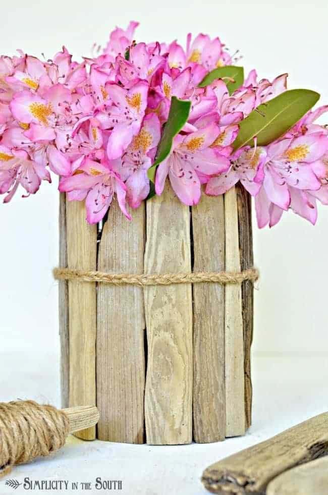 Vase decoration made of wooden slats