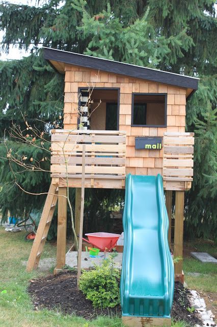 Adorable Modern Kids Treehouse Unique and Stylish Modern Treehouse for Children