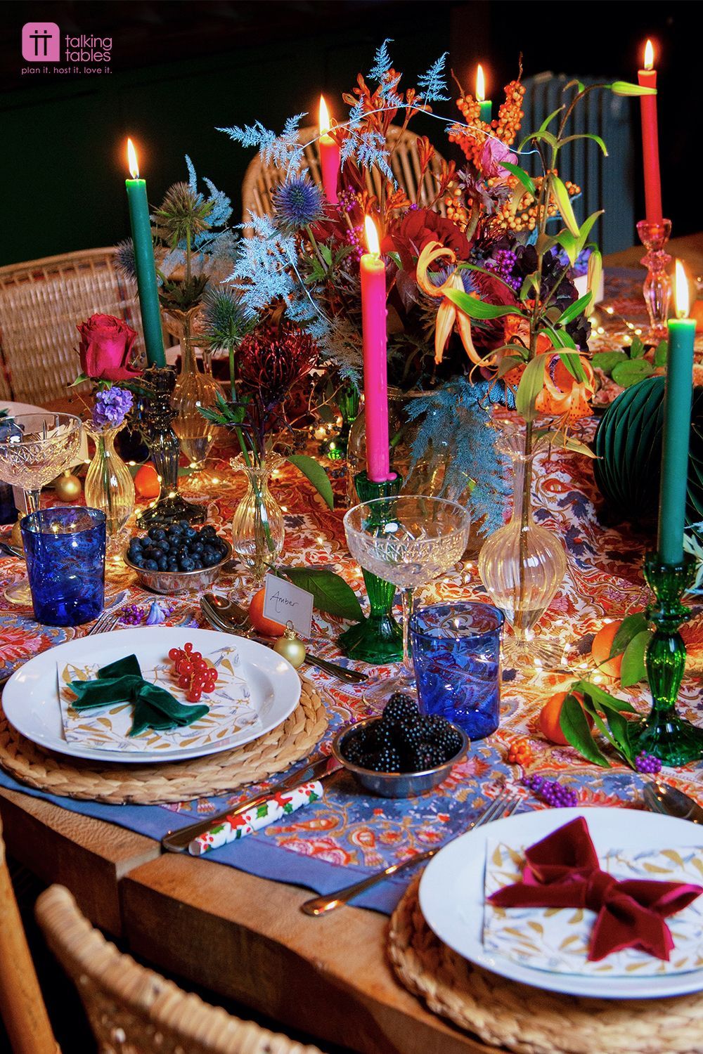 Christmas Table Decorating Create a Festive Holiday Table with These Creative Decor Ideas