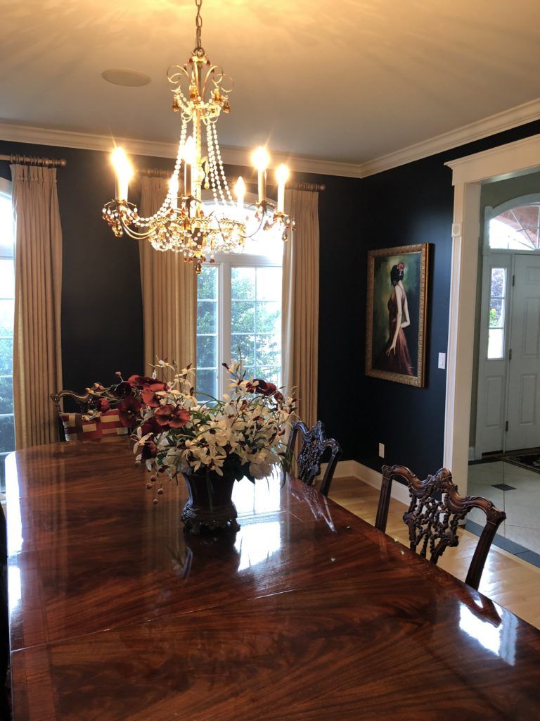 Elegant Masculine Dining Room Luxurious Manly Dining Space for Sophisticated Gentlemen