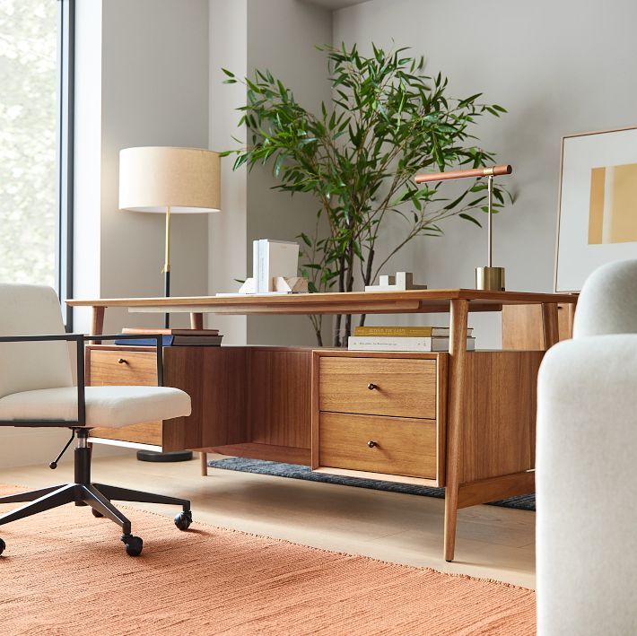 Flexible Modern Desk Versatile Workspace Solution for Contemporary Offices