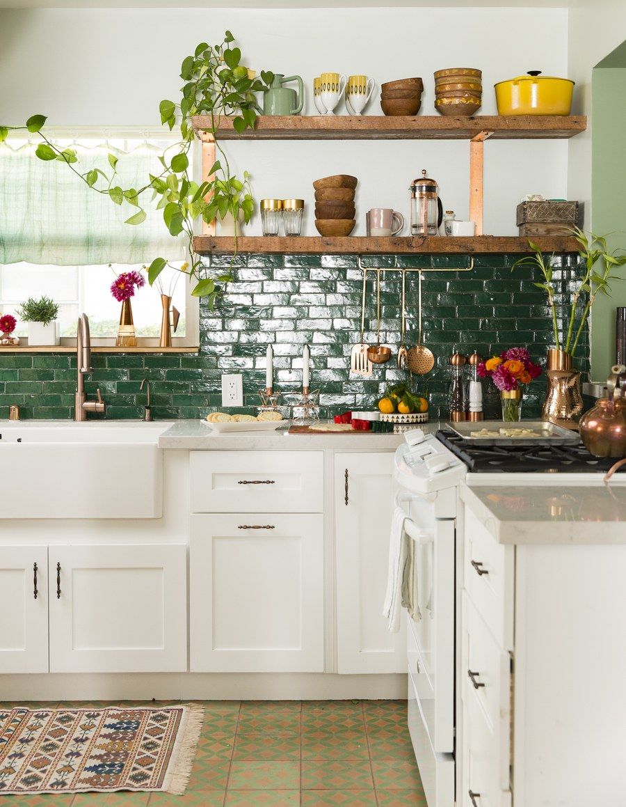 Fun And Colorful Kitchens Brighten Your Space with Playful Kitchen Decor