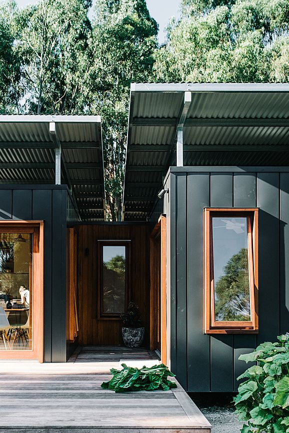 House Shipping Container Innovative Ways to Transform Metal Containers into Living Spaces