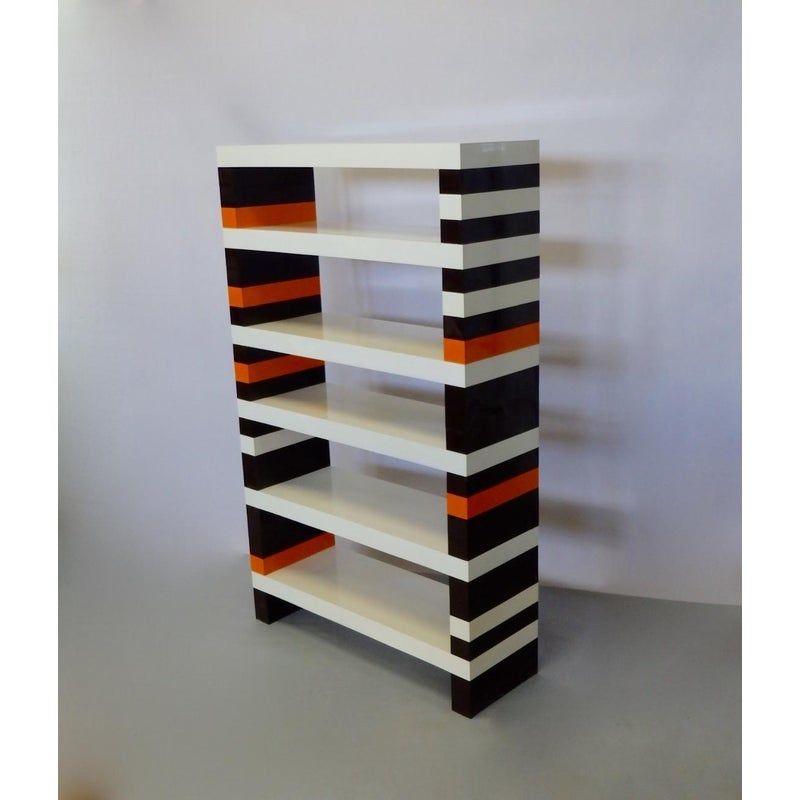 Stackable Shelf System Maximizing space with versatile shelf solutions