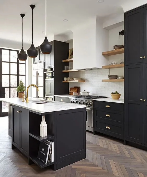 Striking Black Kitchens Bold and Beautiful: Black Kitchen Inspirations