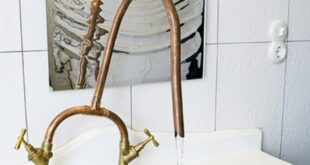 Vintage And Sculptural Bathroom Design