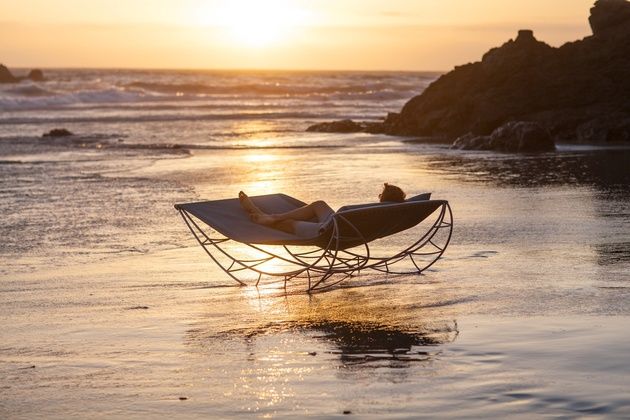 Volo Garden Rocker Lounger Transform Your Outdoor Experience with this Comfortable Lounger